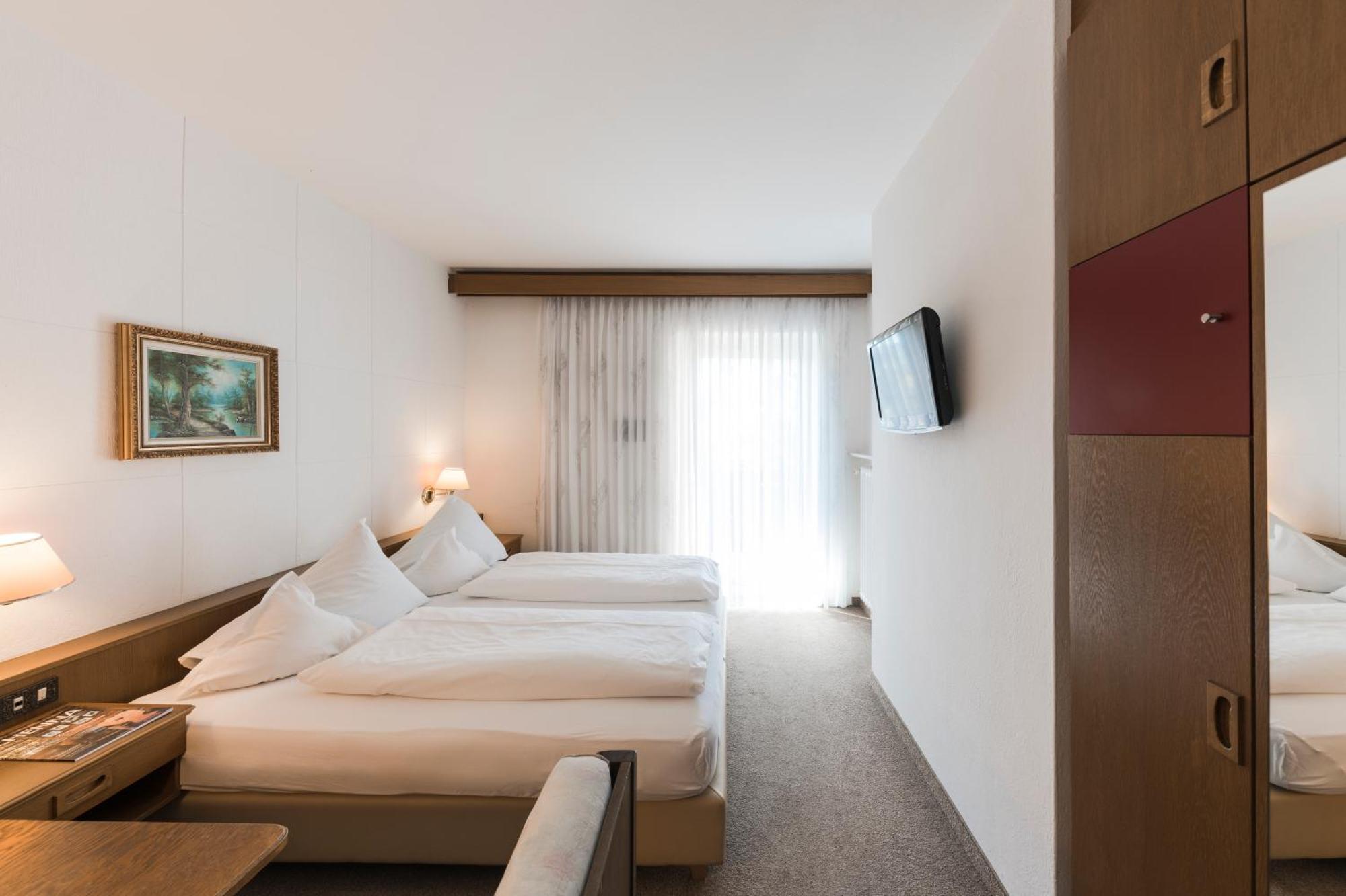 Pension Zum Burggraefler Шена Номер фото